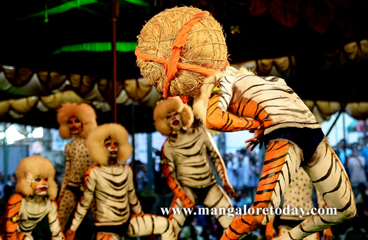 Tiger Dance competition Pili Nalike